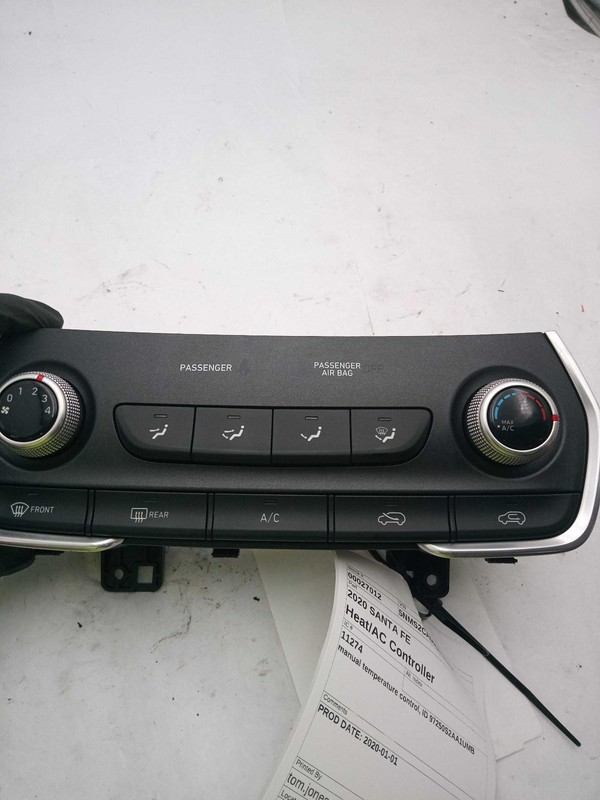 2020 Hyundai Santa Fe A/C Selector Switch OEM Grey 97250S2AA1UMB 48K Miles