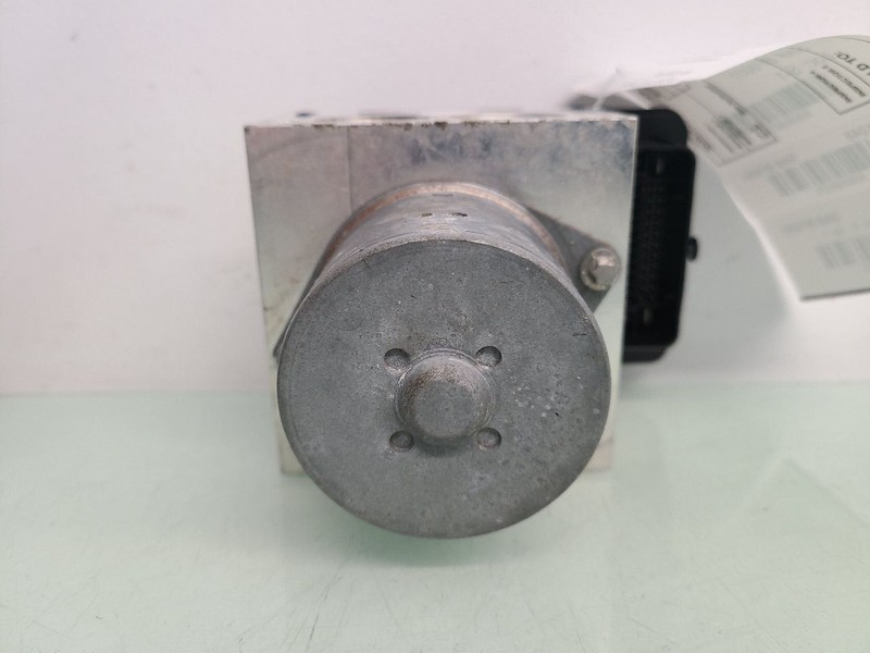 Anti-Lock Brake Part Wk Body VIN E Or F Fits 21-22 GRAND CHEROKEE 588075