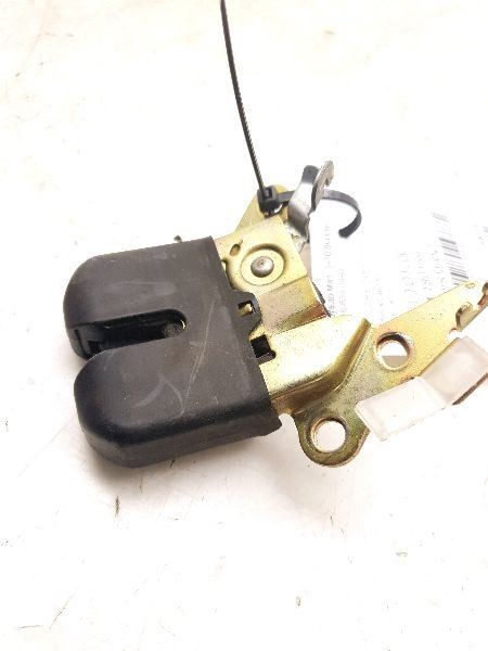 00-05 TOYOTA CELICA DECKLID LATCH