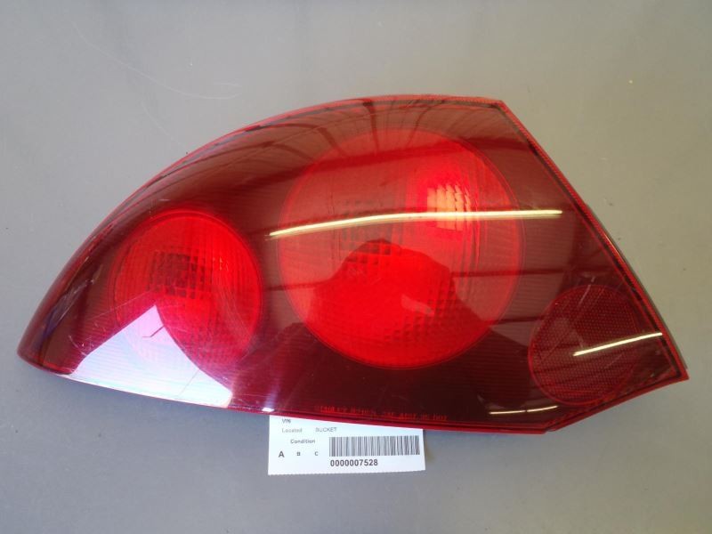 Left Driver Side Tail Light Lamp Fits 2003-2005 Mitsubishi Eclipse 78844
