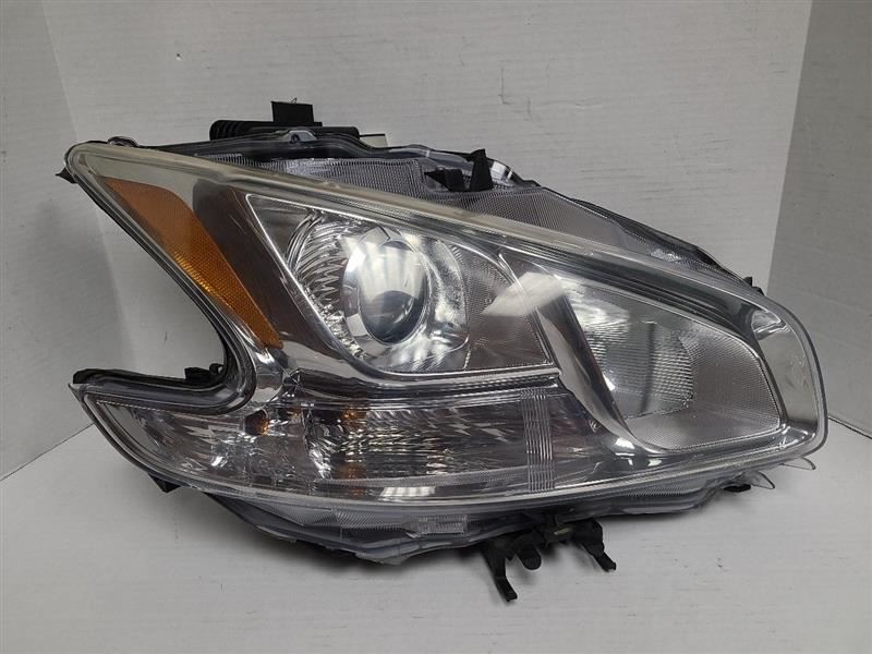 Passenger Right Headlight Halogen Fits 09-14 MAXIMA 504655