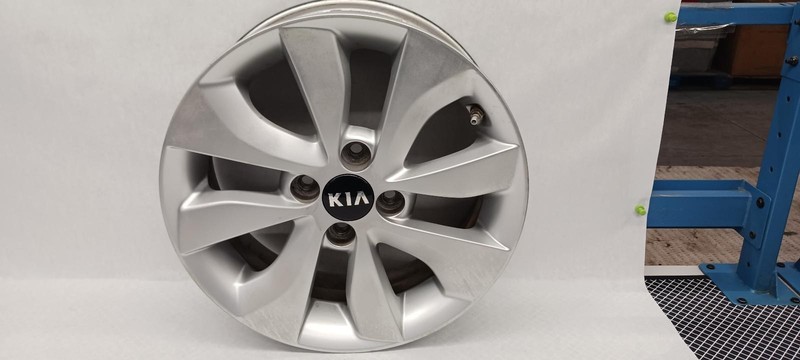 16-'17 KIA RIO Wheel 15x5-1/2 alloy 8 spoke OEM Grade B