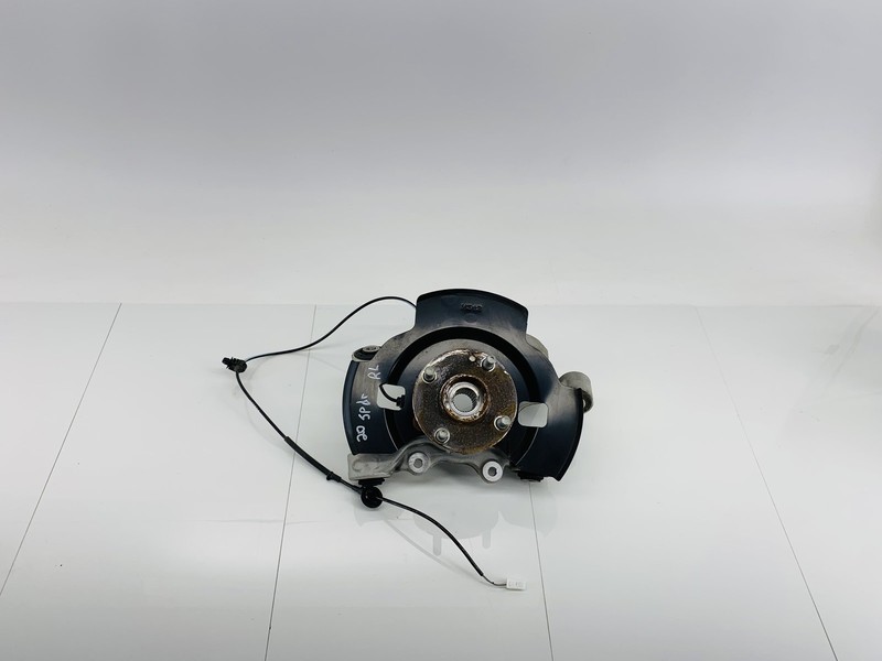 17-20 FIAT 124 SPIDER ABARTH RWD REAR LEFT SIDE SPINDLE KNUCKLE WHEEL HUB OEM