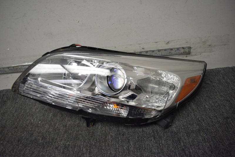 2013-2016 CHEVROLET MALIBU LEFT SIDE HEADLIGHT FACTORY OEM