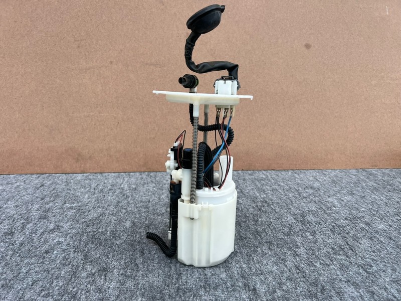 INFINITI M35H M37 Q70 2011-2019 OEM FUEL GAS PUMP SENDING UNIT ASSEMBLY 3.7L 3.5