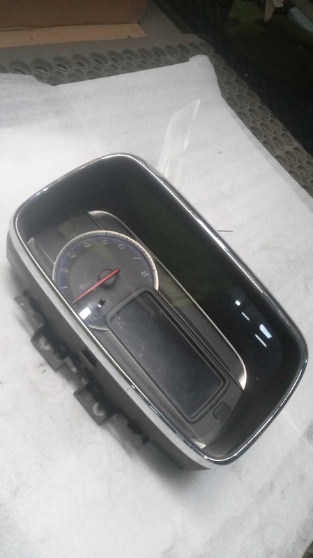 2016 Chevrolet Trax Speedometer Gauge Black OEM 94532507 139K Miles