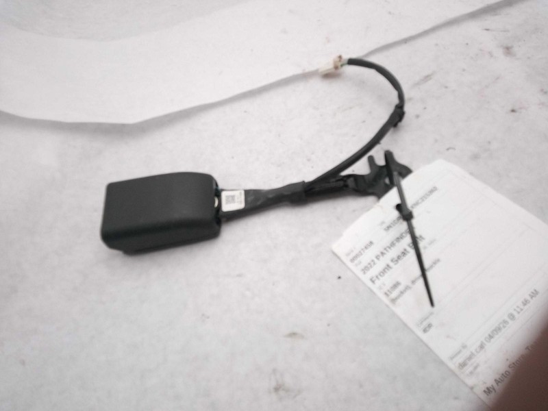 2022 Nissan Pathfinder OEM White Seat Belt 53000 Miles Genuine Part NJ25-27458