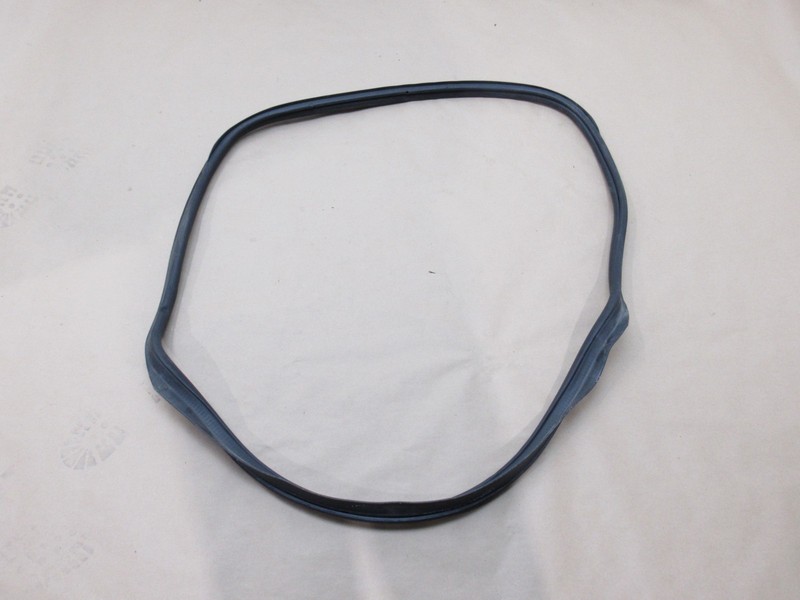 Mercedes S550 C217 2015 Rear Trunk Lid Weatherstrip Rubber Seal 14-17 *