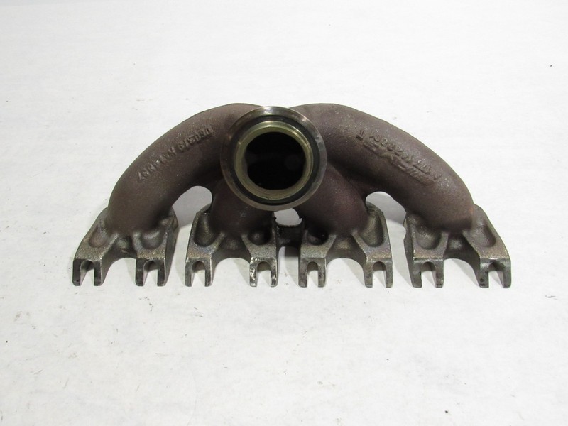 18-21 Mercedes C63 S W205 2020 4.0L Right Engine Motor Exhaust Manifold ;:O