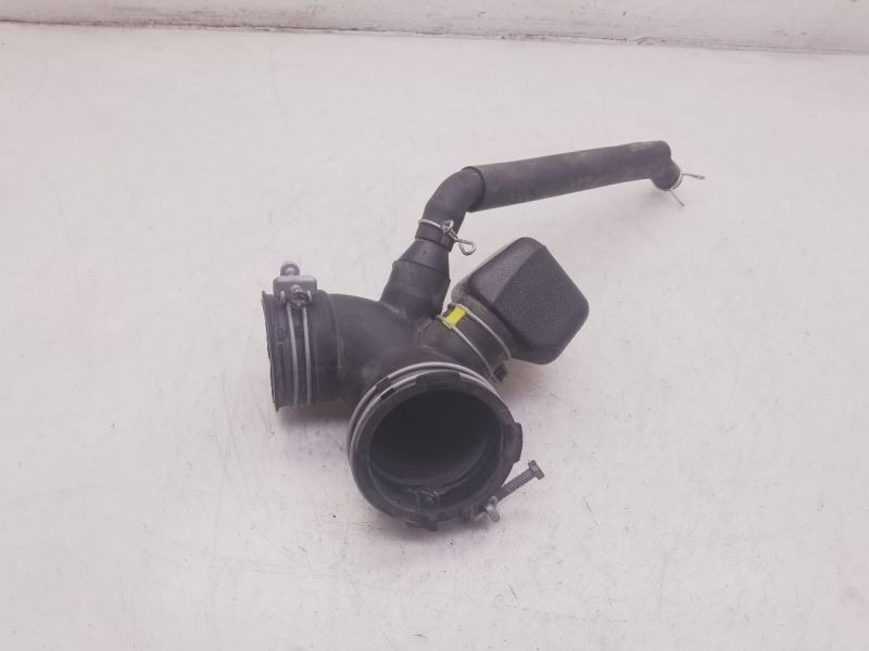 2016 TOYOTA PRIUS 1.8L AIR CLEANER RESONATOR TUBE