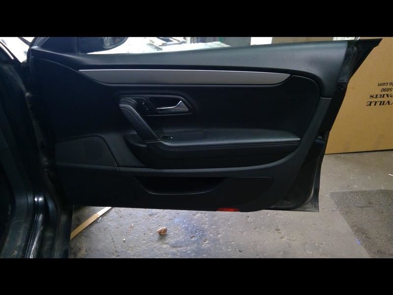 2010 CC VOLKS Passenger Right Front Door Trim Panel 1345175