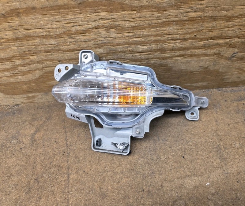 2017 2018 2019 Mazda 3 Front Bumper Fog Light Lamp Left Driver Side OEM