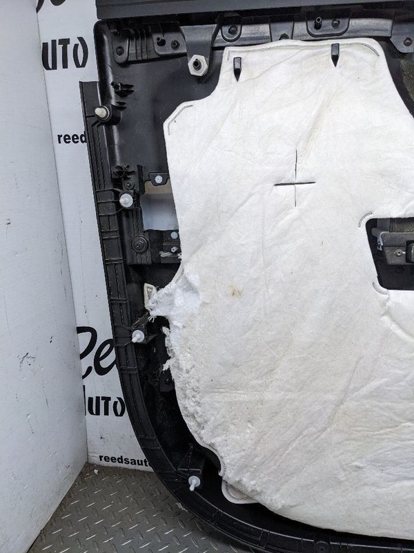 2020-2023 SILVERADO SIERRA 1500 RIGHT PASSENGER SIDE FRONT DOOR PANEL TRI1192656