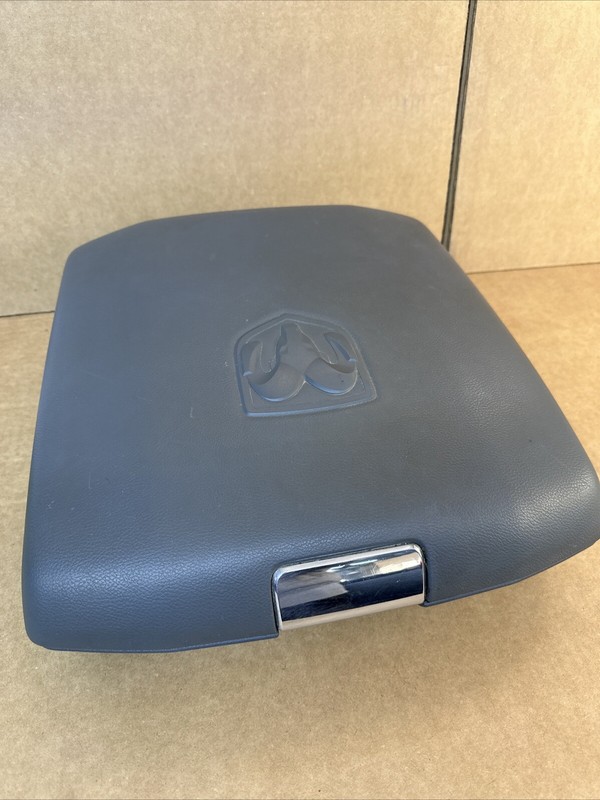 2013-2018 DODGE RAM CENTER CONSOLE LID ARMREST COVER OEM GRAY