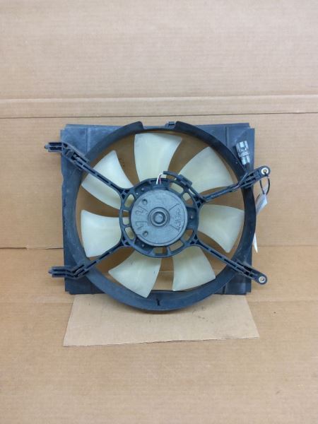 Driver Radiator Fan Motor Fan Assembly 6 Cylinder Fits 99-03 SOLARA 267080