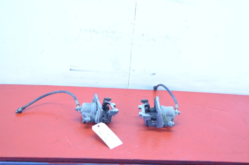 11-13 INFINITI M37 RWD REAR RIGHT / LEFT BRAKE CALIPER SET OEM