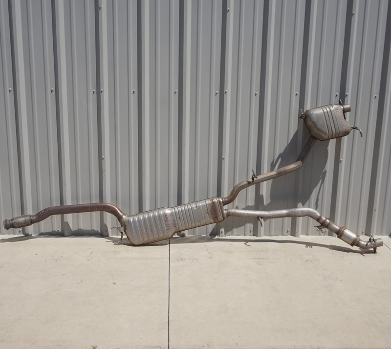 2017 - 2020 Mercedes SLC300 Exhaust System Line Pipe Muffler OEM