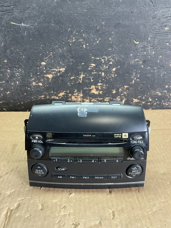 2004 to 2010 Toyota Sienna AM FM CD WMA Mp3 Radio Receiver AB3048 DG