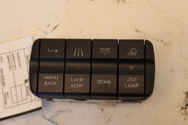 14-17 FREIGHTLINER CASCADIA 125 MENU BACK LANE ALERT DOME SWITCH CONTROL OEM