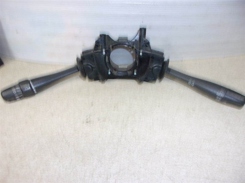 GM Chevy Cobalt SANAH 1847B Steering Wheel Clock Spring & Switches15908918