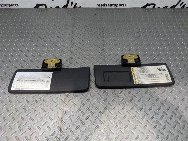 Pair Driver Left Passenger Right Sun Visor Fits 06-10 SOLSTICE 1144953