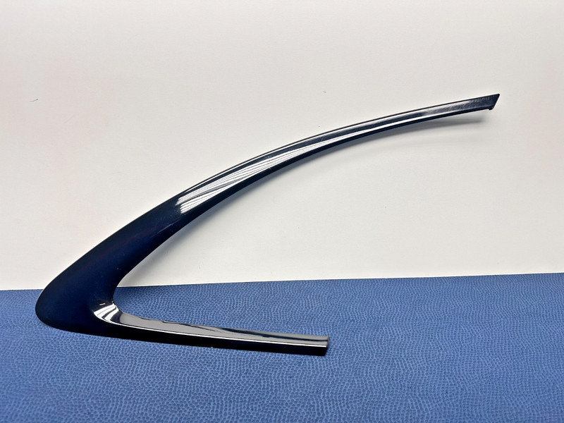 17–23 Jaguar F-Pace X761 Rear Right Driver Side Quarter Window Trim Molding OEM