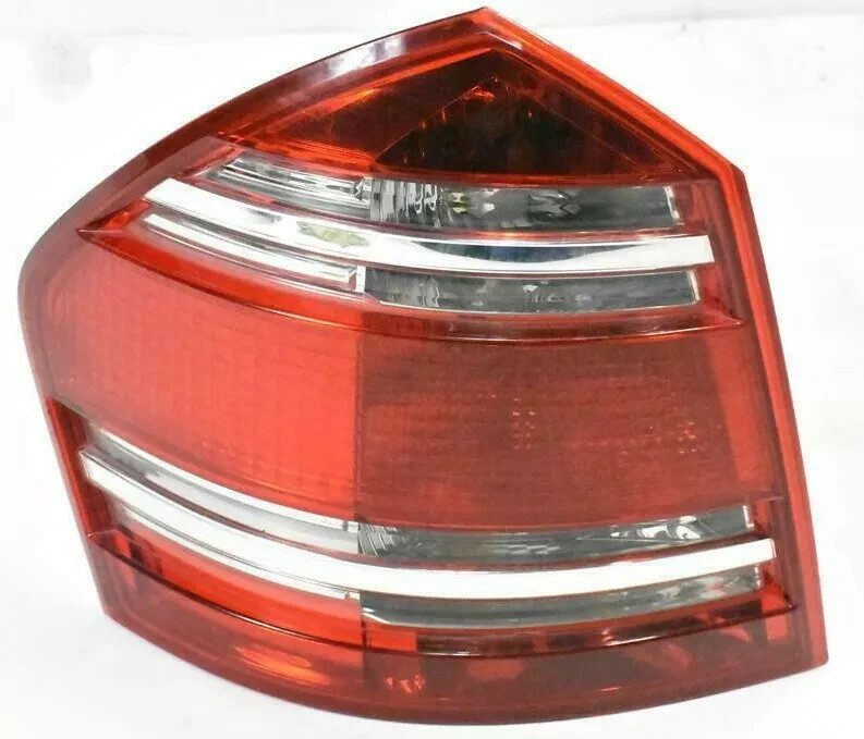 07-09 Mercedes X164 GL450 GL550 Rear Left Side Tail Light Lamp 1648204164 OEM
