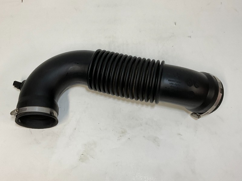 ✅2013-22 classic DODGE RAM 1500 5.7L ENGINE AIR INTAKE TUBE 68090732AA OEM MOPAR