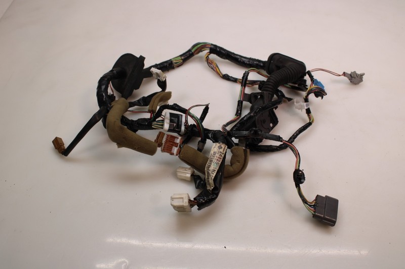 2011-2012 Infiniti G25 Left Front Door Wire Wiring Harness Driver OEM 10708