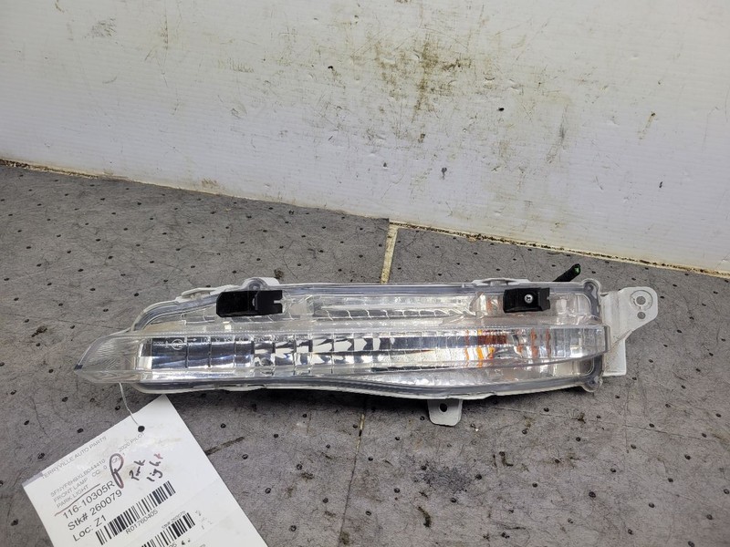 Passenger Corner/Park Light Park Lamp-turn Signal Fits 19-22 PILOT 1760405