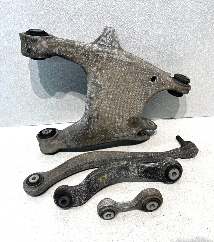 OEM BMW F01 750li 09-15 Left Driver Side Rear Lower Suspension Control Arm Set
