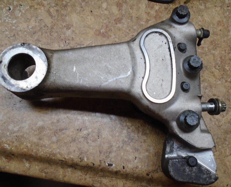 2004 Harley Davidson FLHR1 Road King Rear Back Disk Brake Caliper, Mount Bracket