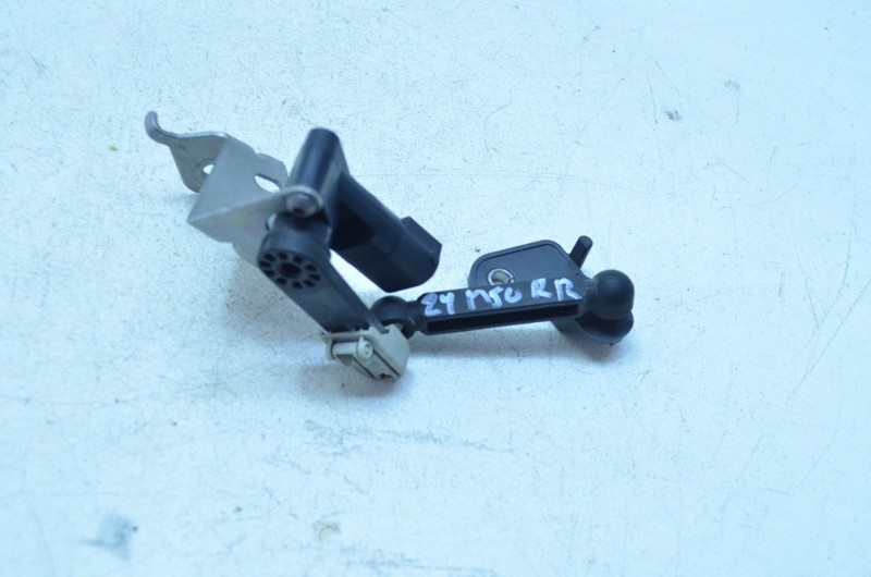22-24 BMW i4 G26 REAR RIGHT PASSENGER SIDE SUSPENSION HEIGHT LEVEL SENSOR OEM