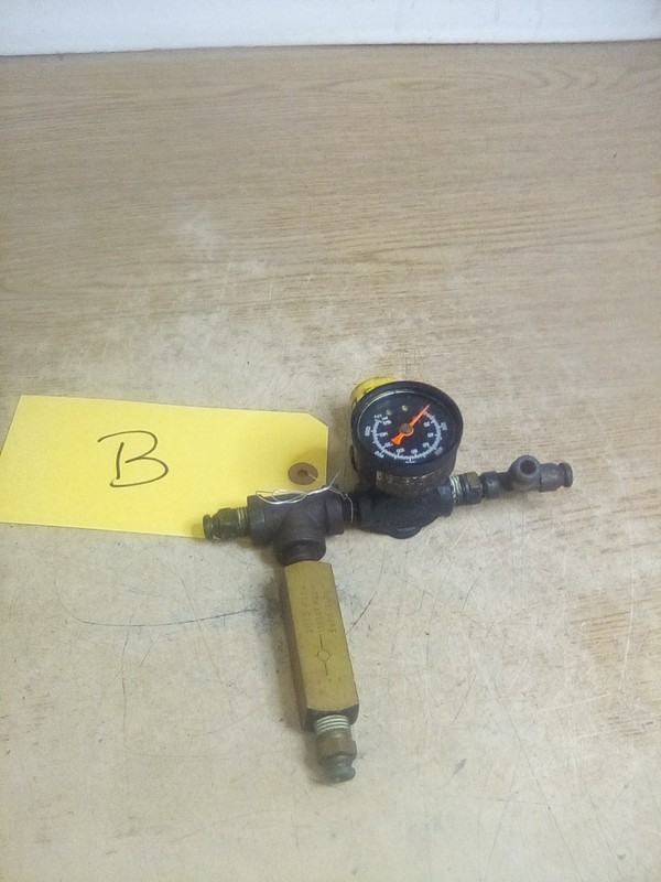 Parker 14R118FC Regulator W/C400B Check Valve