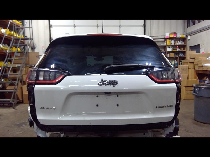 Trunk/Hatch/Tailgate Fits 19-23 CHEROKEE 1569624