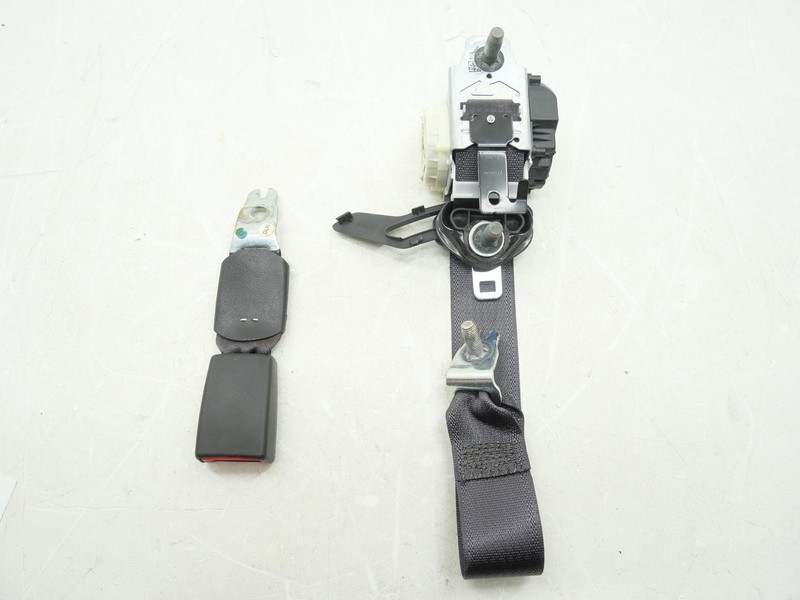 Used Rear Passenger Right Seat Belt w/ Buckle 2016-2024 Chevy Camaro SS 6.2L OEM