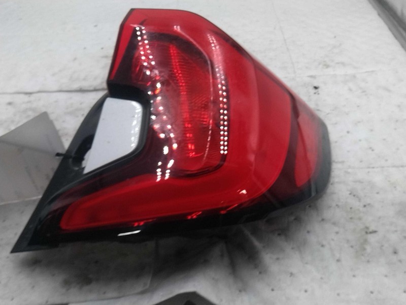 2020 GMC Terrain Right Tail Light Assembly - Used, Silver, 72K Miles