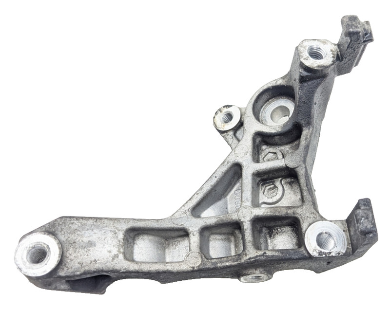 2003-2006 INFINITI G35 COUPE A/C COMPRESSOR MOUNTING BRACKET