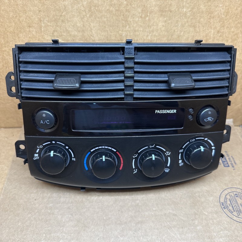 2004-2006 Toyota Sienna Digital Climate Temp Temperature Control OEM 84010-08050