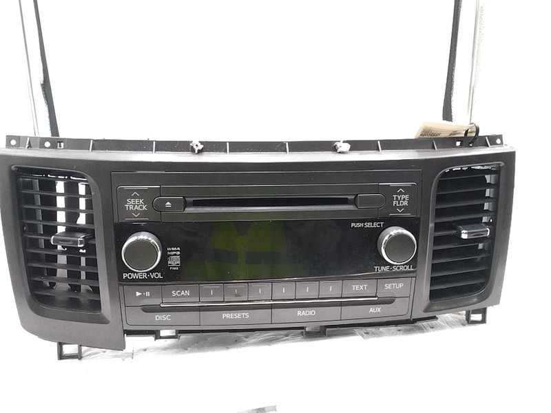 2013 Toyota Sienna Infotainment Display OEM Green 141K Miles NJ25-25547-653989