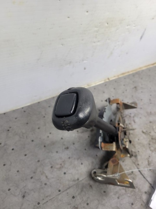 CORVETTE 1991-1996 Automatic Transmission Shifter 1694343