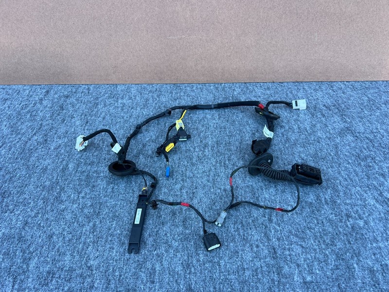 GENESIS GV70 2022-2026 OEM REAR LEFT DRIVER DOOR WIRING HARNESS 91600-AR642
