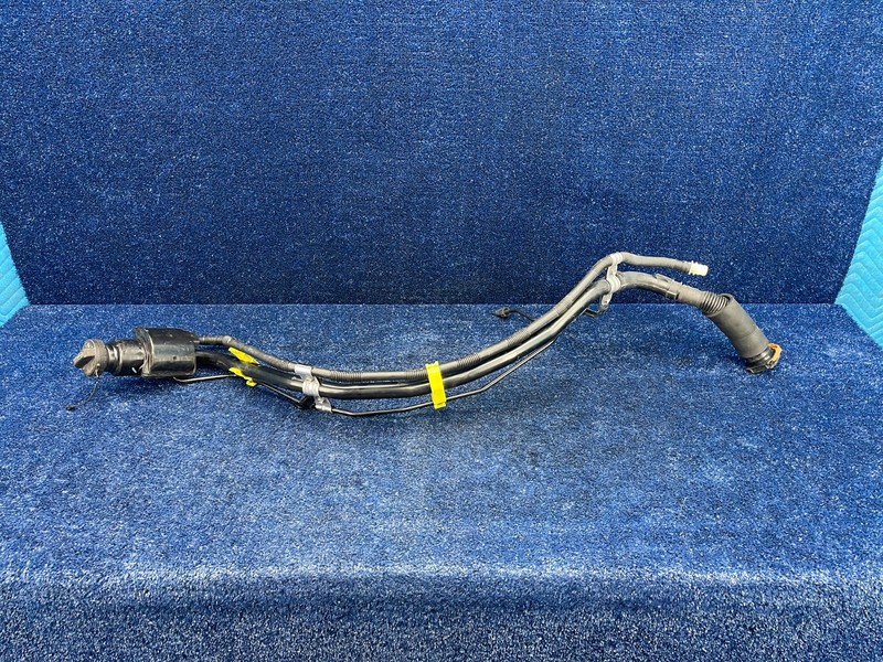 2018-2018 LEXUS NX200T NX300H NX300 FUEL GAS TANK FILLER NECK HOSE TUBE PIPE OEM