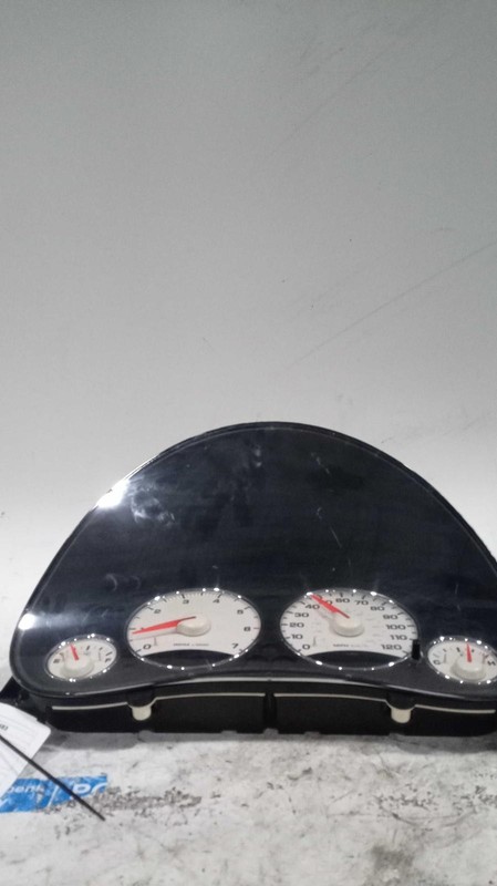 2004 Jeep Liberty Speedometer Gauge OEM Black 130K Miles NJ25-19807-485196