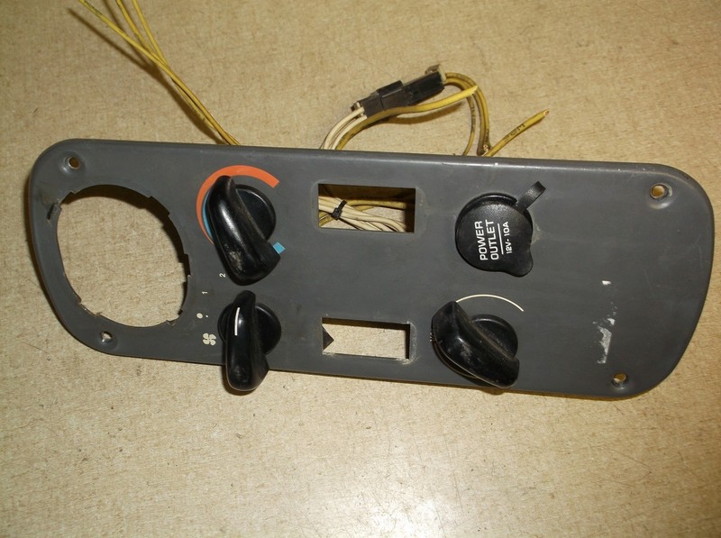 Volvo 378692 Sleeper Bunk Climate Control Panel w/ Power Supply *FREE SHIPPING*