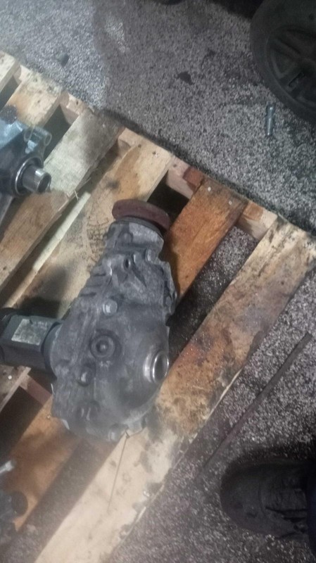 2009 BMW 335I 3.0L 4WD Differential Carrier Assembly OEM 123K Miles