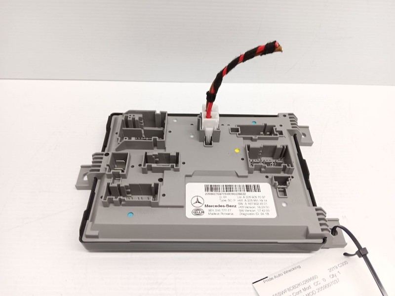 2019 Mercedes Benz C300 OEM Rear SAM Control Module A2059007037 2019-2021 C43
