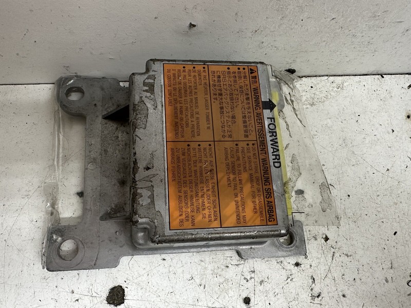 2000-2001 Nissan Pathfinder Occupant Module Computer ID: 285564W415
