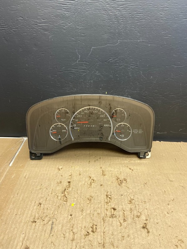 2008 2009 2010 Chevrolet Express Speedometer Cluster Gauge OEM AB5784 DG