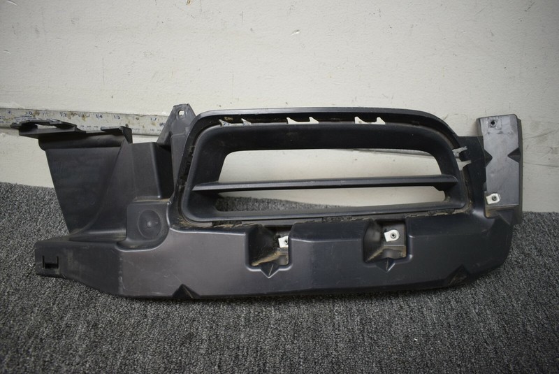 2015-2017 DODGE CHARGER FOG LAMP BEZEL FACTORY OEM